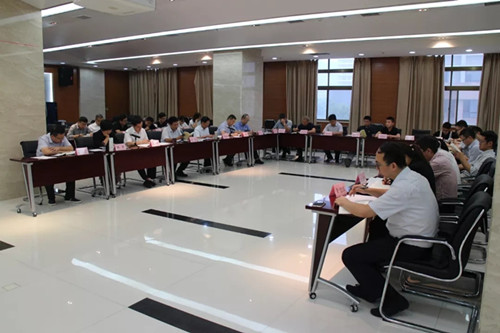 西投控股開(kāi)展“不忘初心，牢記使命”主題教育“讀書(shū)班”學(xué)習(xí)會(huì)議