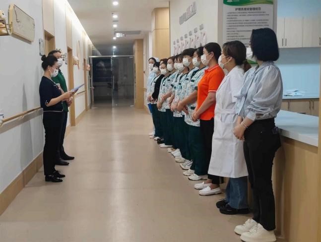 疫情防控不松懈，應(yīng)急演練筑防線